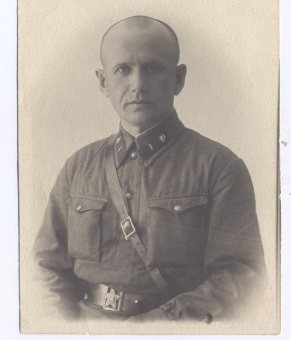 фото 1940 г. Начальник ветслужбы школы НКВД