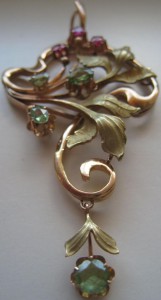 кулончик женск 56 пр, красивый, дорогой