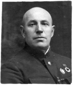 Кавалер ОЛ, Георгиевский кавалер, подводник.
