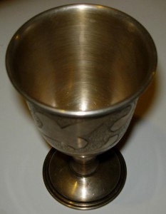 Большая рюмка или мини-кубок