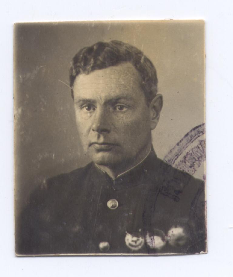 фото с БКЗ Рэф ; ТКЗ Узбек + знак