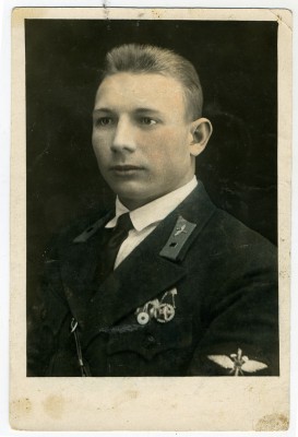 1930 г. фото летчика-воршиловского стрелка-спортсмена.