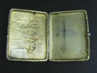 ПОРТСИГАР "КРАСНОАРМЕЙЦЫ В ДОЗОРЕ"