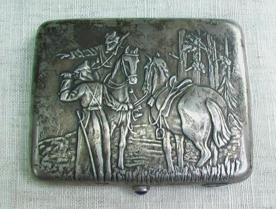 ПОРТСИГАР "КРАСНОАРМЕЙЦЫ В ДОЗОРЕ"