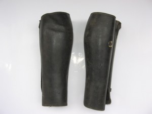 Гамаши кожаные