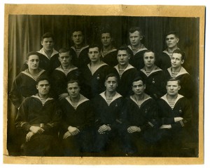 1938 г. Выпуск младших командиров минной школы.