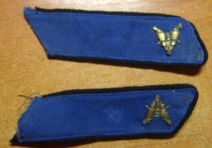 Интересные петлицы в сборе.