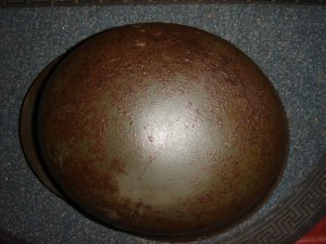 Каска немецкая М42 с декалью 64 размер в краске вся.