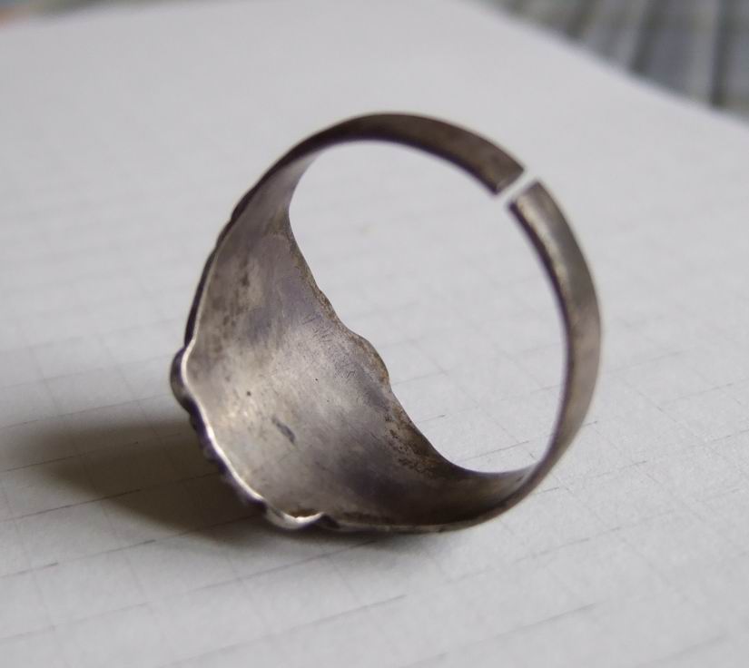 Перстень 3й рейх : голова льва.