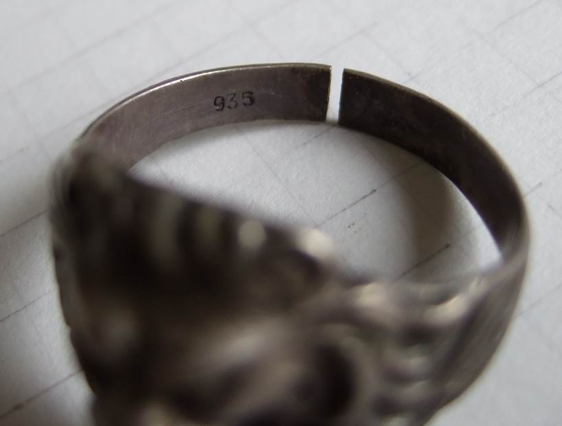 Перстень 3й рейх : голова льва.