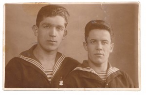 Моряки с жетоном. 1938г.