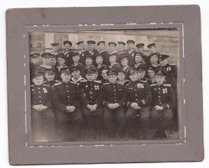 МОРЯКИ ... наградное фото ДНЕПРОВСКАЯ ФЛОТИЛИЯ ... 1945