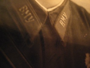 Фото разные. Шифровки "ВМУ", "РАУ", будет дополнение, похож.