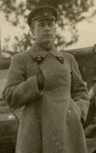 Отличные две довоенные фотки, тачки, петлицы...