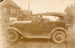 Ретро-автомобиль !!!