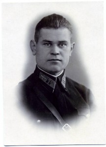 Батальонный комиссар