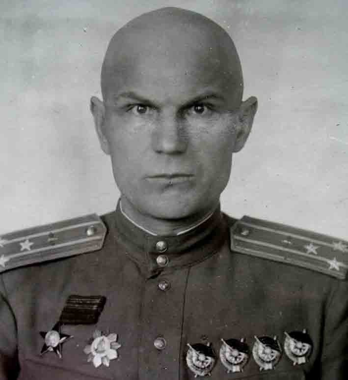 ПОЛКОВНИК ПАВЛОВ-ХОХОЛЕВ ЕВГЕНИЙ ДМИТРИЕВИЧ. СОВЕТСКИЕ ВДВ!