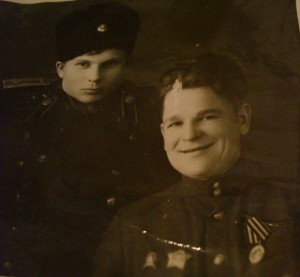 Дядя с Суворовым ( 2шт.)