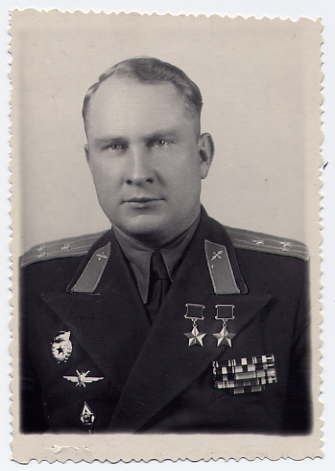 Дважды Герой Советского Союза Луганский С.Д