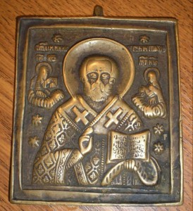 Николай Чудотворец. Размер 8х7см.