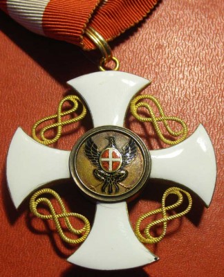 Италия. Звезда и Знак ордена Короны II-ст
