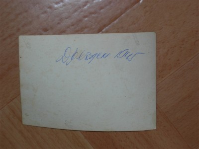 Небольшое количество фотографий.