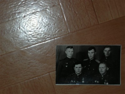 Небольшое количество фотографий.