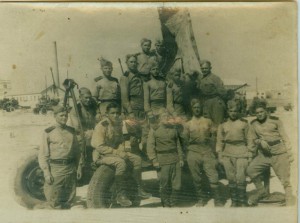 Два фото. Зенитки, миномет....