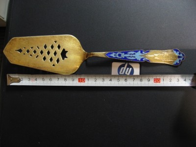 лопатка для торта 875* эмаль,кремль