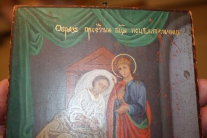 Очень интересная Богородица.