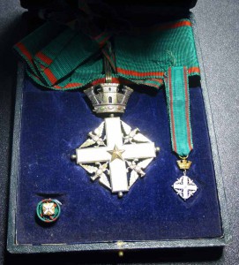 Италия. Шейные Заслуги в коробке