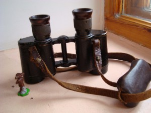 Бинокль -военный и  планшет офицерский.