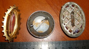 Старые брошки