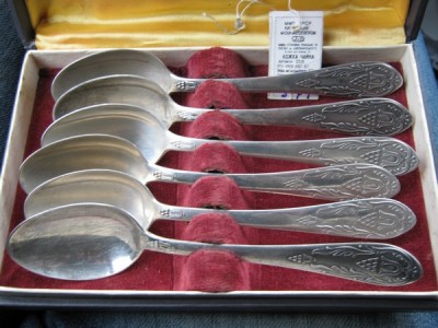 Набор чайных ложек в коробке