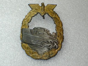 Знак торпедного катера, 1-й Тип.