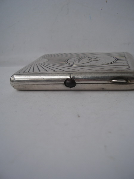 портсигар "ЗА влась советов!"