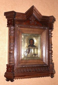 Вседержитель в окладе из серебра 84 пробы и красивом Киоте