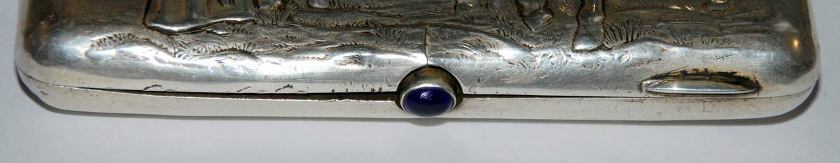 Портсигар  Красноармеецы