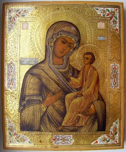 Тихвинская,в киоте.