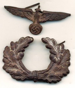 Кокарда 3-го Рейха: орёл и "капуста".