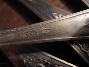 комплект ложек.