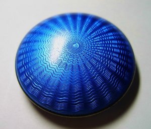 МУШЕЧНИЦА ( ПУДРЕНИЦА ) 916 пр. С ЭМАЛЬЮ !!!