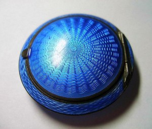 МУШЕЧНИЦА ( ПУДРЕНИЦА ) 916 пр. С ЭМАЛЬЮ !!!