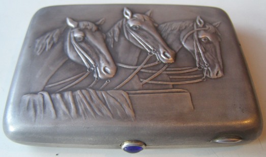 Портсигар "Тройка лошадей"
