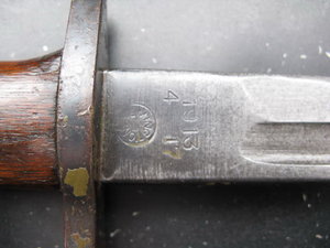 Штык Lee Enfield 1913 , Великобритания .