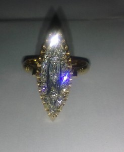 Кольцо маркиз с брилиантами.