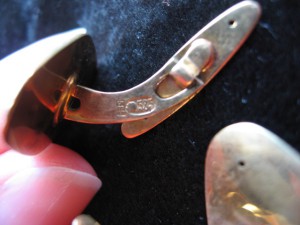 Золотые запонки 585*