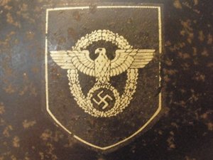 Каска полицейская пожарная завода ,,Цундап,,.