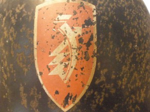 Каска полицейская пожарная завода ,,Цундап,,.