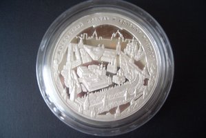 200 рублей 1999,2003,2006 гг. Серебро Вес по 3 кг